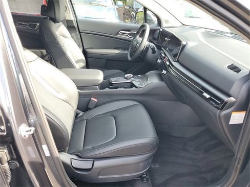 New 2026 Kia Sportage EX w/ EX Panoramic Sunroof Package image 7