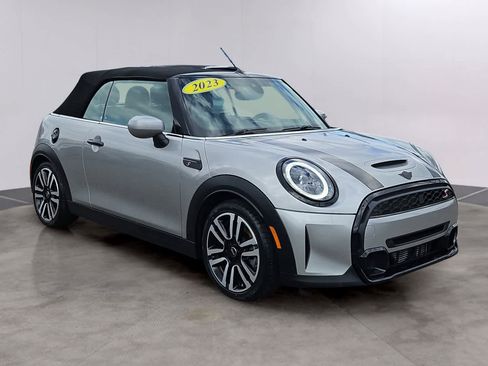 Used 2023 MINI Cooper S FWD image 3