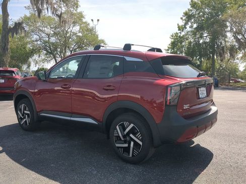 New 2026 Nissan Kicks SV w/ Charging Package FWD image 5