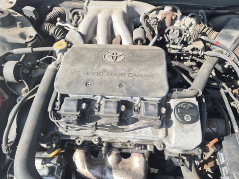 Used 2001 Toyota Camry XLE FWD image 21