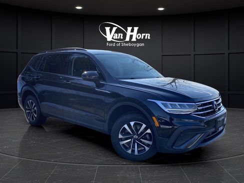 Used 2022 Volkswagen Tiguan S AWD/4WD image 1