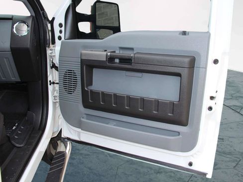 Used 2012 Ford F250 XLT w/ FX4 Off Road Pkg AWD/4WD image 22
