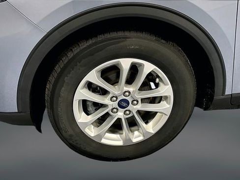 Used 2022 Ford Escape SE w/ Cold Weather Package image 30