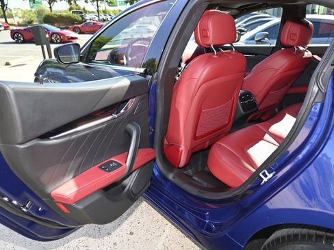 Certified 2022 Maserati Ghibli Modena Q4 image 34