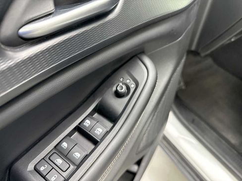 Used 2024 Jeep Grand Cherokee Laredo AWD/4WD image 20