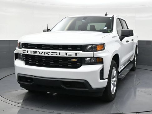 Used 2021 Chevrolet Silverado 1500 Custom w/ Custom Max Trailering Package AWD/4WD image 8