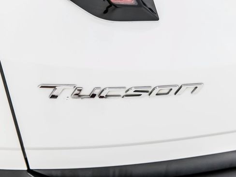 Used 2023 Hyundai Tucson SEL FWD image 5