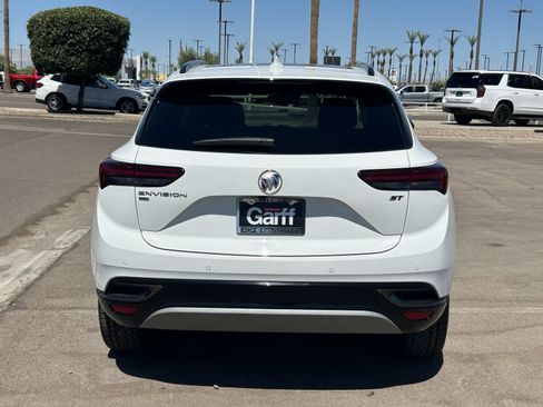 Certified 2022 Buick Envision Essence w/ Technology Package I AWD/4WD image 5