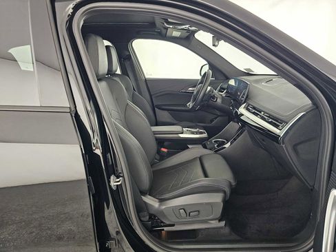 Used 2025 BMW X1 xDrive28i image 10