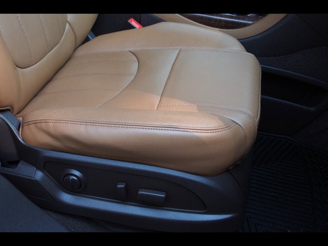 Used 2014 Buick Enclave Leather FWD image 12