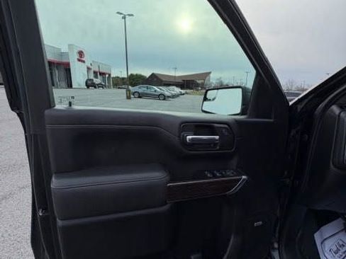 Used 2019 GMC Sierra 1500 Elevation w/ Elevation Value Package image 10