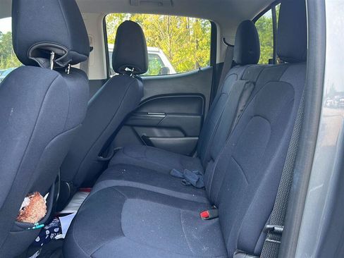 Used 2022 Chevrolet Colorado LT w/ LT Convenience Package AWD/4WD image 11