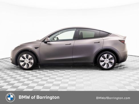 Used 2023 Tesla Model Y Long Range image 2