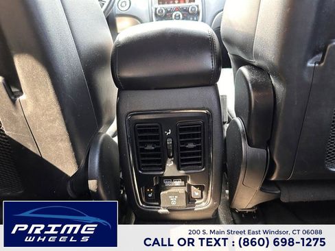 Used 2015 Dodge Durango Limited w/ Premium Group AWD/4WD image 20