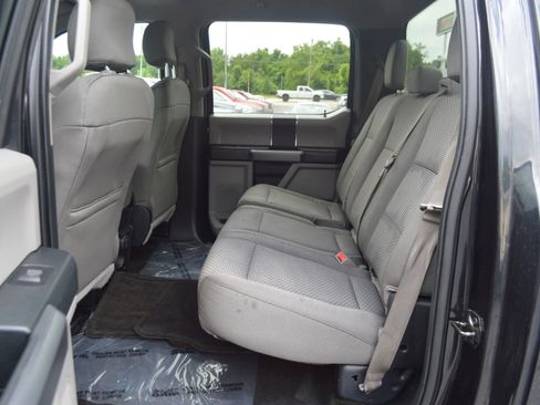 Used 2015 Ford F150 XLT image 20