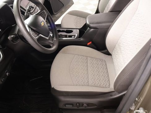 Used 2023 Chevrolet Equinox LT w/ LPO, Floor Liner Package image 10
