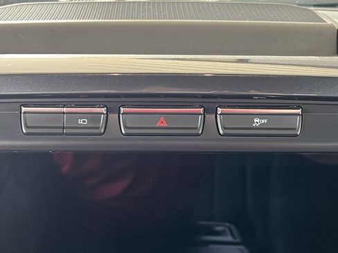 Used 2022 Ford F150 XLT w/ Equipment Group 302A High image 30