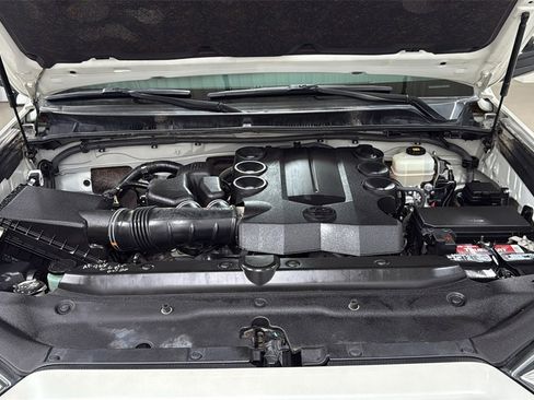 Certified 2020 Toyota 4Runner Nightshade image 25