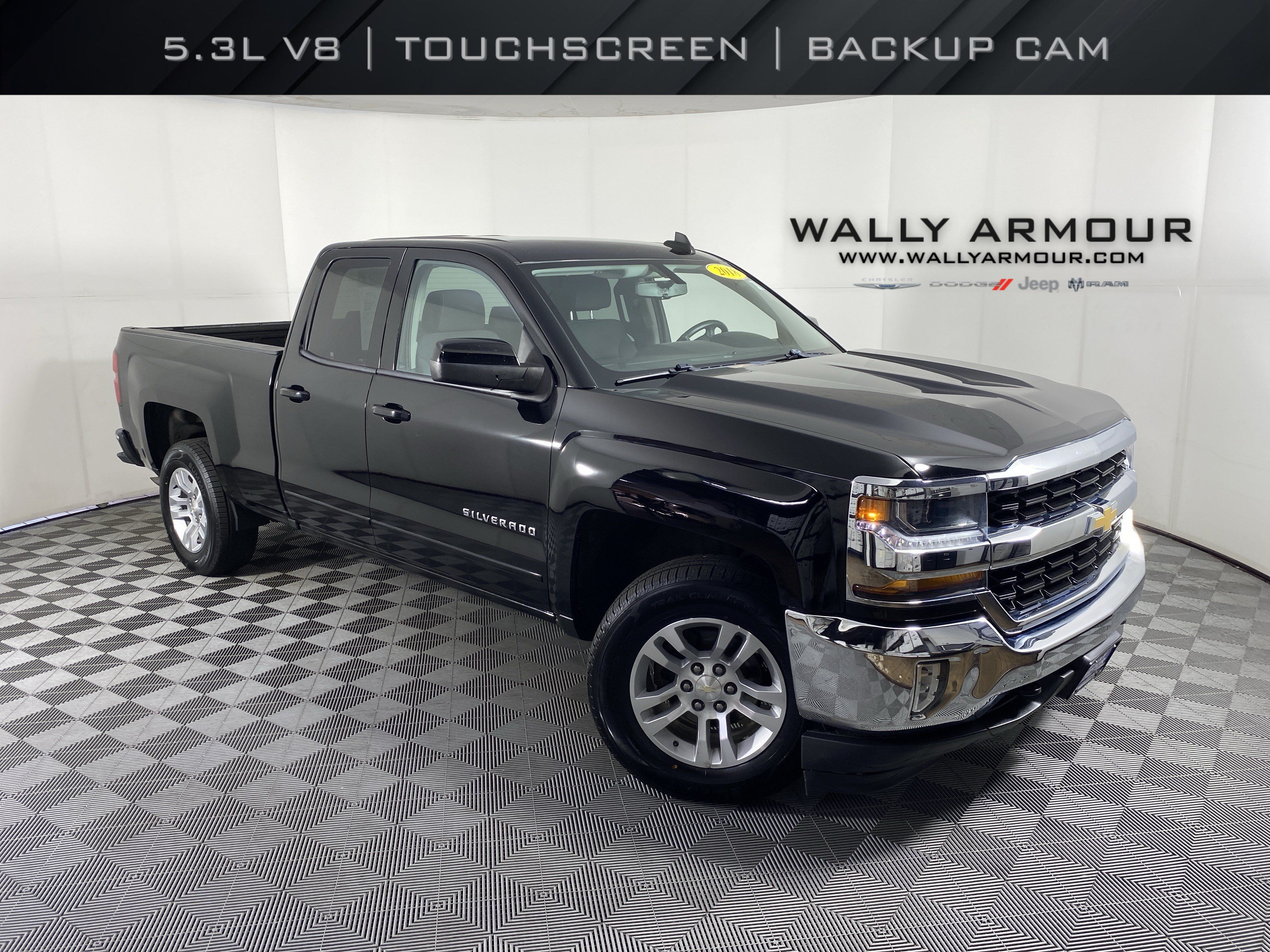 Used 2018 Chevrolet Silverado 1500 LT w/ All Star Edition AWD/4WD image 1
