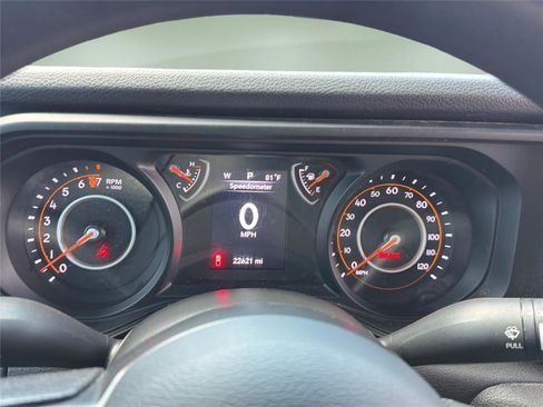 Used 2025 Jeep Gladiator Sport AWD/4WD image 12