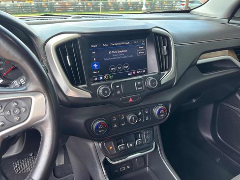 Used 2021 GMC Terrain SLE w/ Driver Convenience Package AWD/4WD image 16