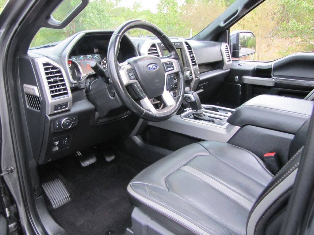 Used 2018 Ford F150 Platinum w/ Equipment Group 701A Luxury AWD/4WD image 13