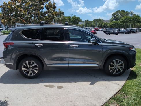 Used 2020 Hyundai Santa Fe SEL w/ Convenience + Premium Package FWD image 11