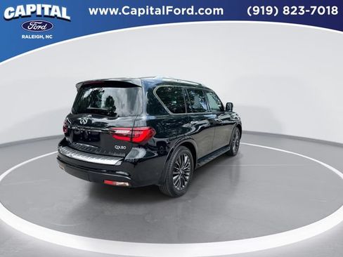 Used 2023 INFINITI QX80 Premium Select w/ All-Season Package AWD/4WD image 8