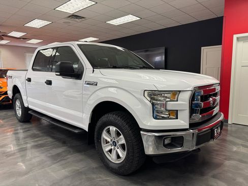 Used 2016 Ford F150 XLT w/ Equipment Group 301A Mid image 4