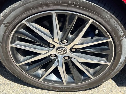 Used 2022 Toyota Camry SE FWD image 15