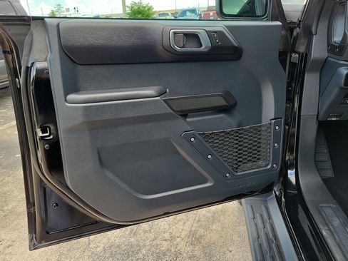 Certified 2025 Ford Bronco Outer Banks AWD/4WD image 18