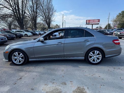 Used 2011 Mercedes-Benz E 350 BlueTEC Sedan image 6