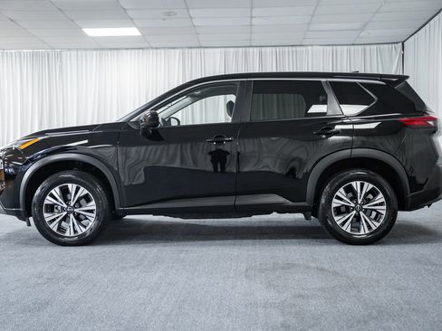 Used 2023 Nissan Rogue SV AWD/4WD image 4