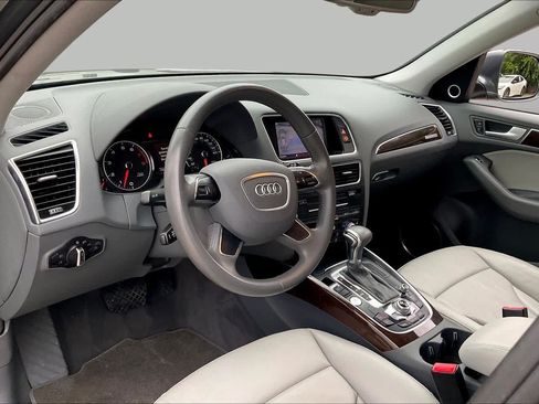 Used 2013 Audi Q5 3.0T Premium Plus w/ Audi MMI Navigation Plus Pkg AWD/4WD image 17