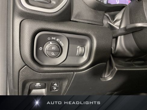 Used 2023 RAM 1500 Big Horn AWD/4WD image 24