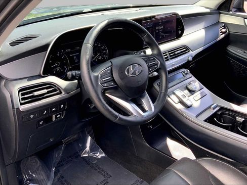 Used 2021 Hyundai Palisade SEL w/ Premium Package AWD/4WD image 17