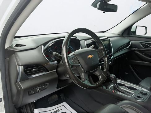 Used 2019 Chevrolet Traverse Premier w/ Driver Confidence II Package FWD image 21