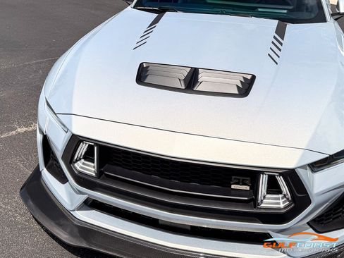 Used 2025 Ford Mustang GT Premium w/ GT Performance Package RWD image 4