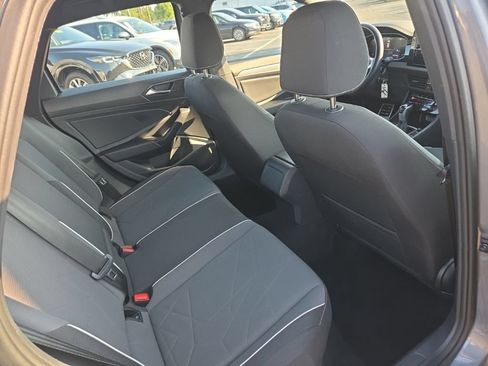 Used 2025 Volkswagen Jetta Sport FWD image 21