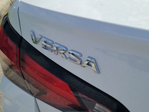 Used 2025 Nissan Versa S w/ Trunk Package FWD image 8