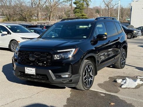 Used 2023 Honda Passport Elite image 9