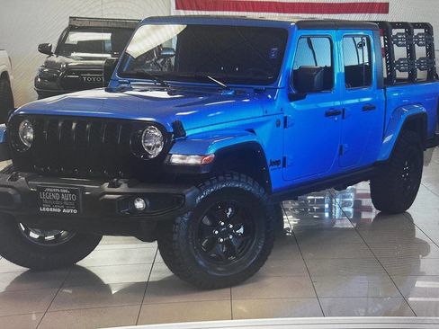 Used 2022 Jeep Gladiator Sport AWD/4WD image 13