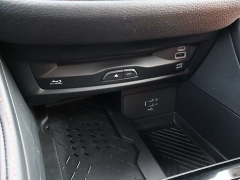 New 2026 Chrysler Pacifica Pinnacle FWD image 19