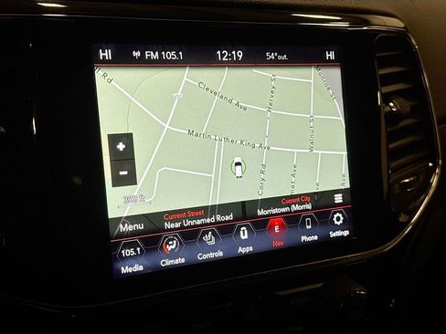 Used 2020 Jeep Grand Cherokee Altitude image 14