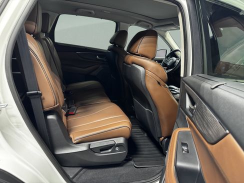 Certified 2024 Acura MDX SH-AWD w/ Advance Package image 34