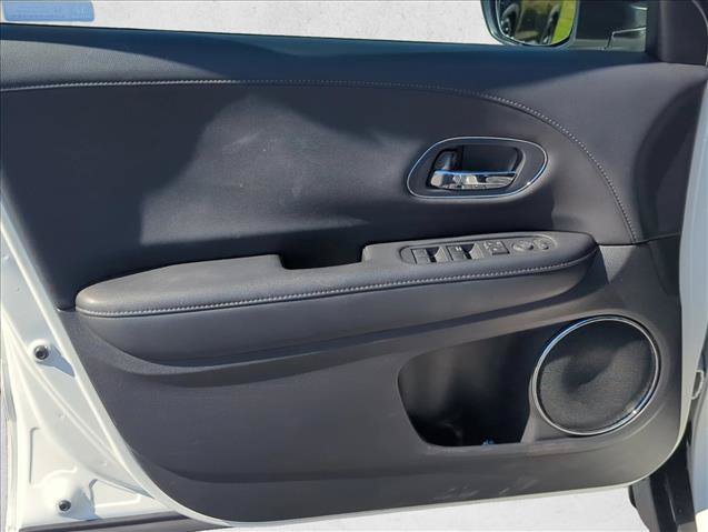 Used 2020 Honda HR-V EX-L image 10