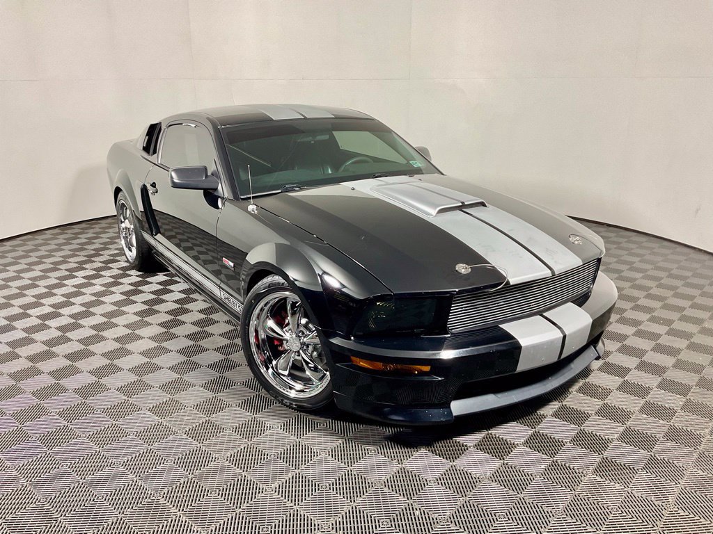 Used 2007 Ford Mustang GT Premium RWD image 3