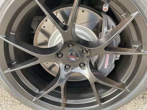 Used 2019 Ford Mustang GT Premium w/ GT Performance Package RWD image 17