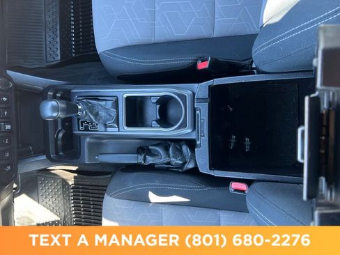 Used 2020 Toyota Tacoma TRD Sport w/ Technology Package AWD/4WD image 26