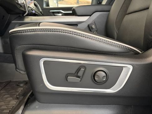 New 2026 RAM 1500 Laramie w/ Night Edition AWD/4WD image 18